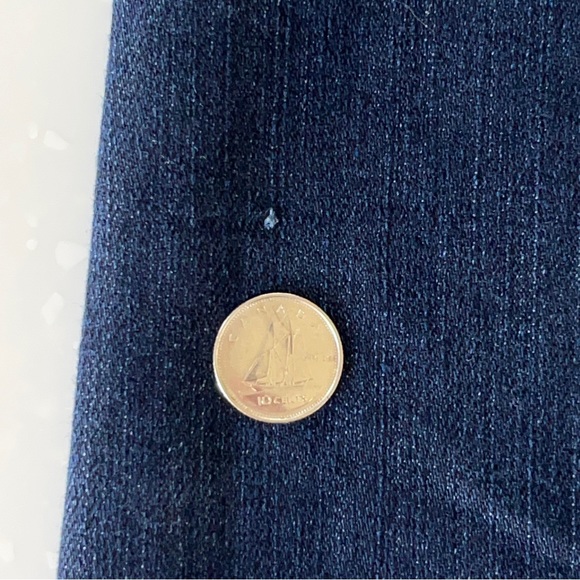 PAIGE⎮Laurel Canyon Jeans⎮Size 27 - Picture 15 of 17